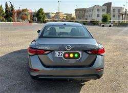 نیسان سێنترا